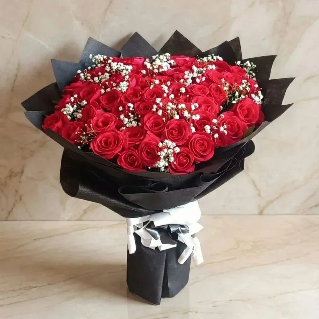 Red Rose & Baby Breath Bouquet